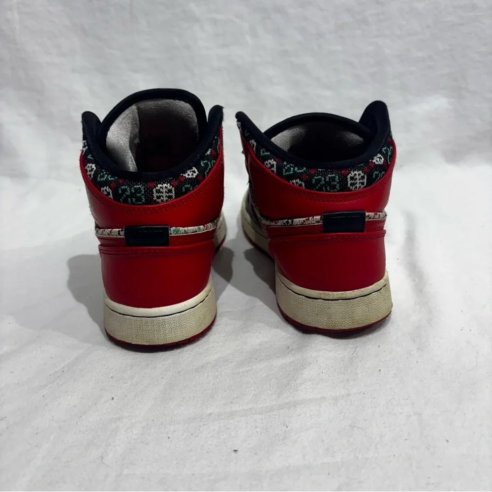 Nike Air Jordan 1 Mid SE PS Holiday Ugly Christmas Sweater DM1208 150 Size 4.5Y